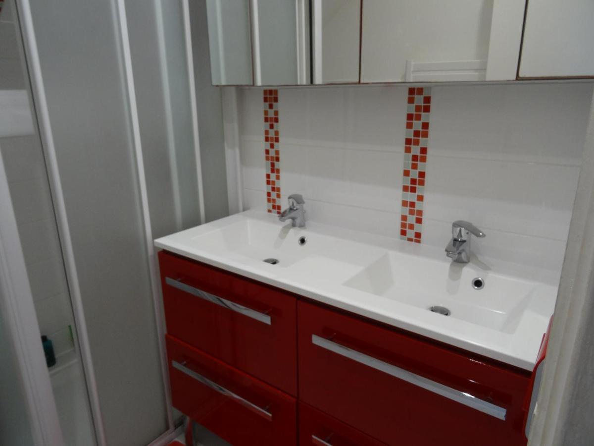 Maison D'Hotes Les Roses Tremieres Saclay Dış mekan fotoğraf